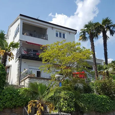 Apartment Little Anja Near The Sea Opatija